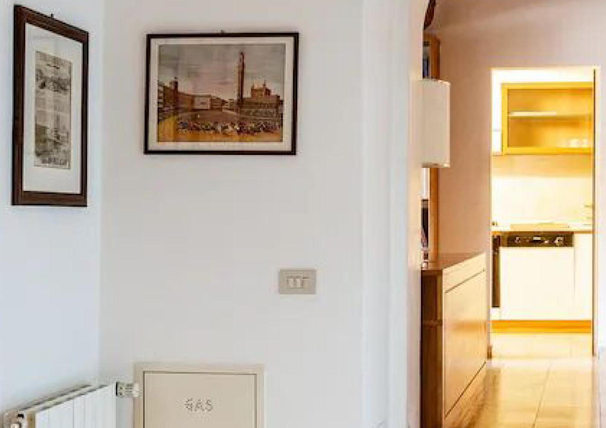 The Balcony Suite - Affaccio Su Piazza Del Campo Siena Exterior foto
